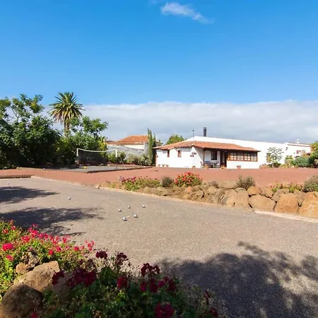 Cozy House With Pool In San Cristobal De La Laguna, 70 M²