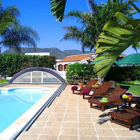 Vakantiehuis Cozy House With Pool In San Cristobal De La Laguna, 70 M²