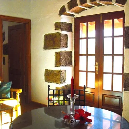 Cozy House With Pool In San Cristobal De La Laguna, 70 M² Casa vacanze La Laguna (Tenerife)