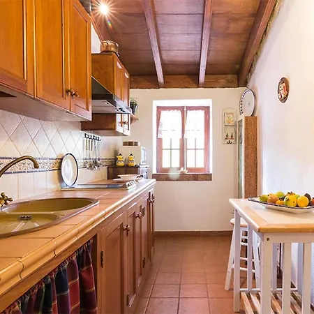 Casa vacanze Cozy House With Pool In San Cristobal De La Laguna, 70 M² *