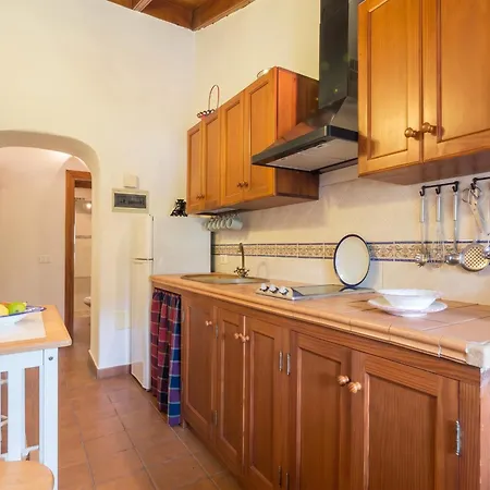 Cozy House With Pool In San Cristobal De La Laguna, 70 M² Vakantiehuis *