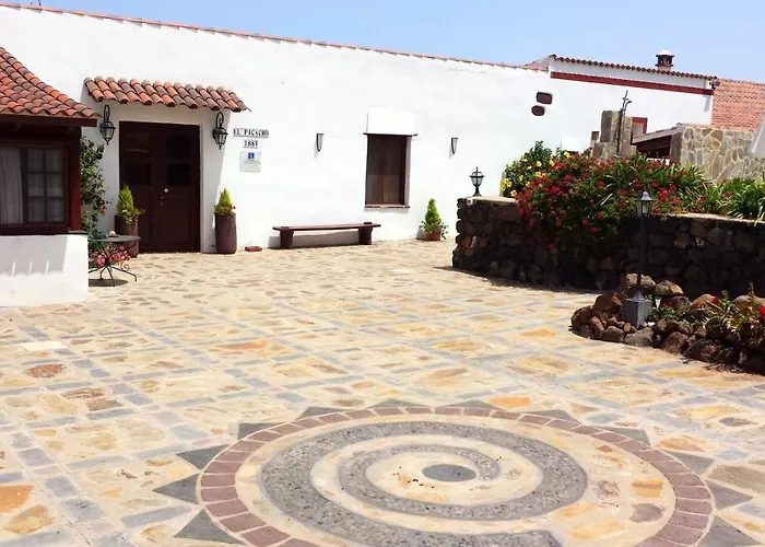 Cozy House With Pool In San Cristobal De La Laguna, 70 M² 拉拉古纳