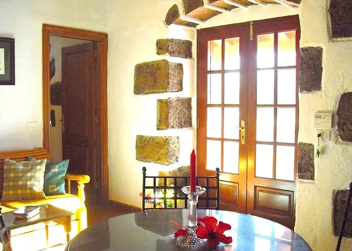 Cozy House With Pool In San Cristobal De La Laguna, 70 M² * La Laguna (Tenerife)